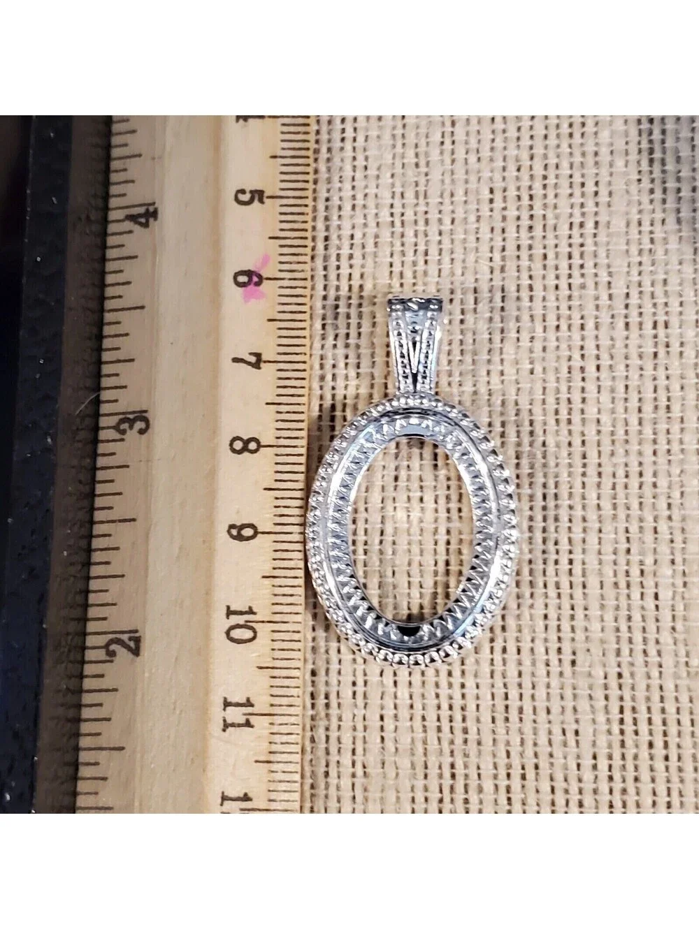 Sterling Silver Plated Art Deco Dotted 25x18mm Oval Cabochon Pendant Setting